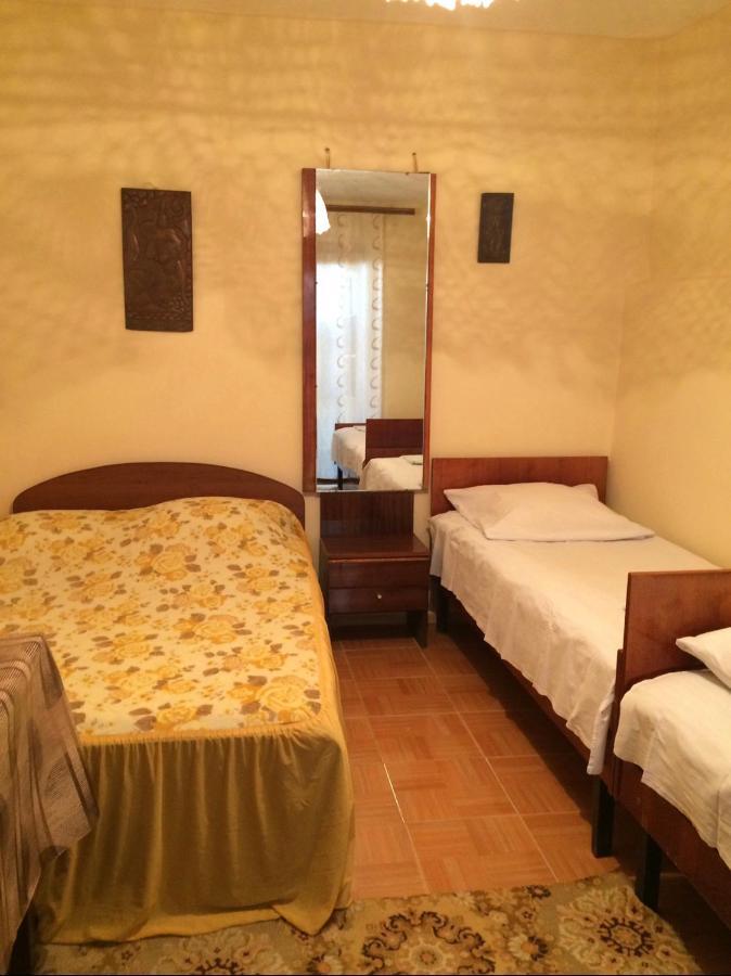 Гостевой Дом «Лиза» Hotel Gagra Ngoại thất bức ảnh