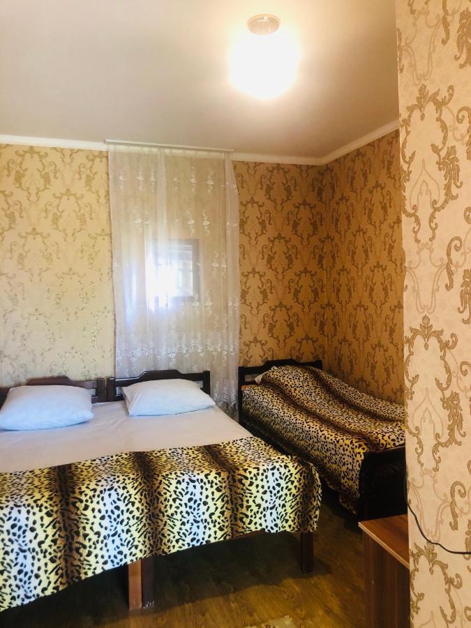 Гостевой Дом «Лиза» Hotel Gagra Ngoại thất bức ảnh
