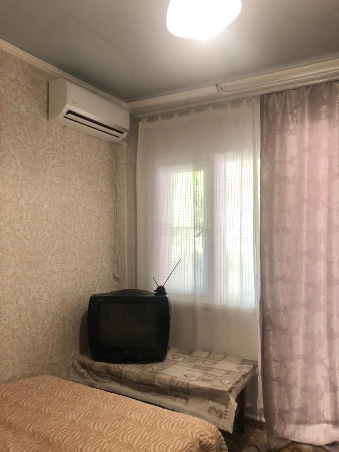 Гостевой Дом «Лиза» Hotel Gagra Ngoại thất bức ảnh
