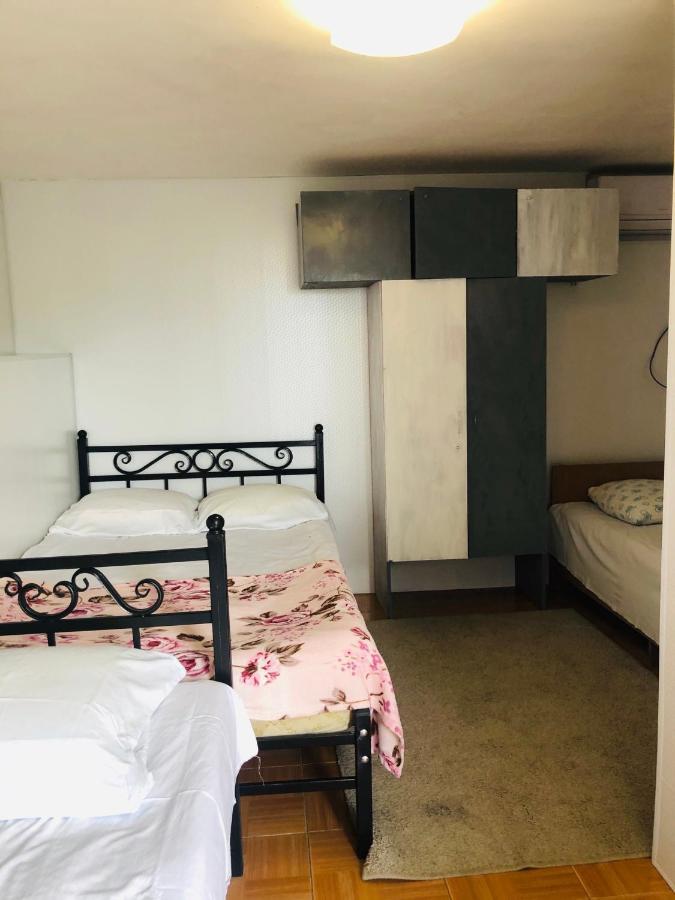 Гостевой Дом «Лиза» Hotel Gagra Ngoại thất bức ảnh